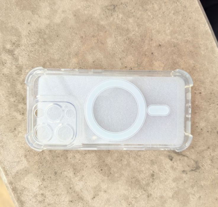 Кейс прозрачен за iphone 16pro нов