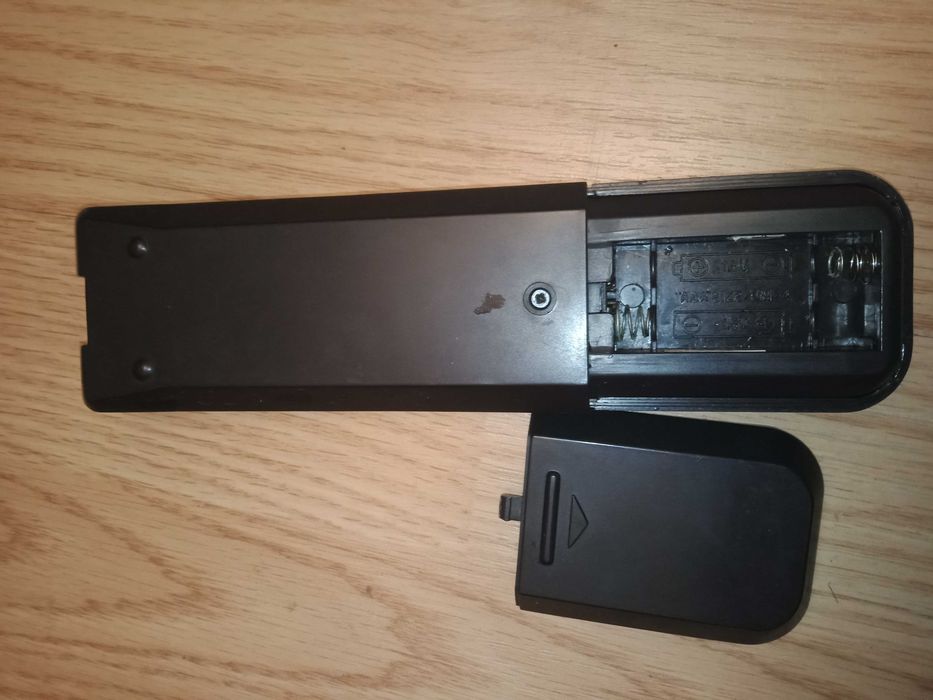 Telecomanda audio universala  combina muzicala tv nei watson SHARP