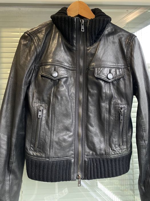 Дамско яке естествена кожа и естествен пух с качулка