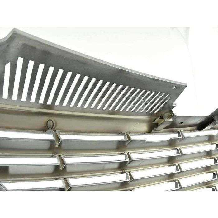 Решетка Пасат Б6 Хром Без емблема VW Pasat Passat тунинг Нова Маска