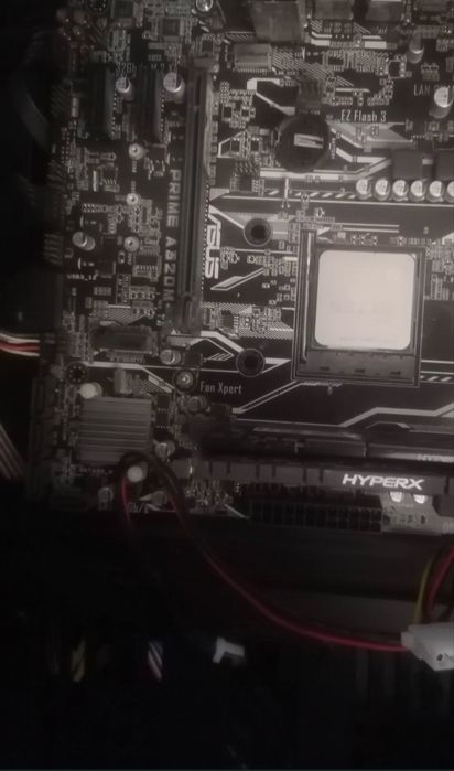 Ryzen 5 2400G ASUS Prime A320M-K 2 plăcuțe 16 GB RAM DDR4 2400 MHz