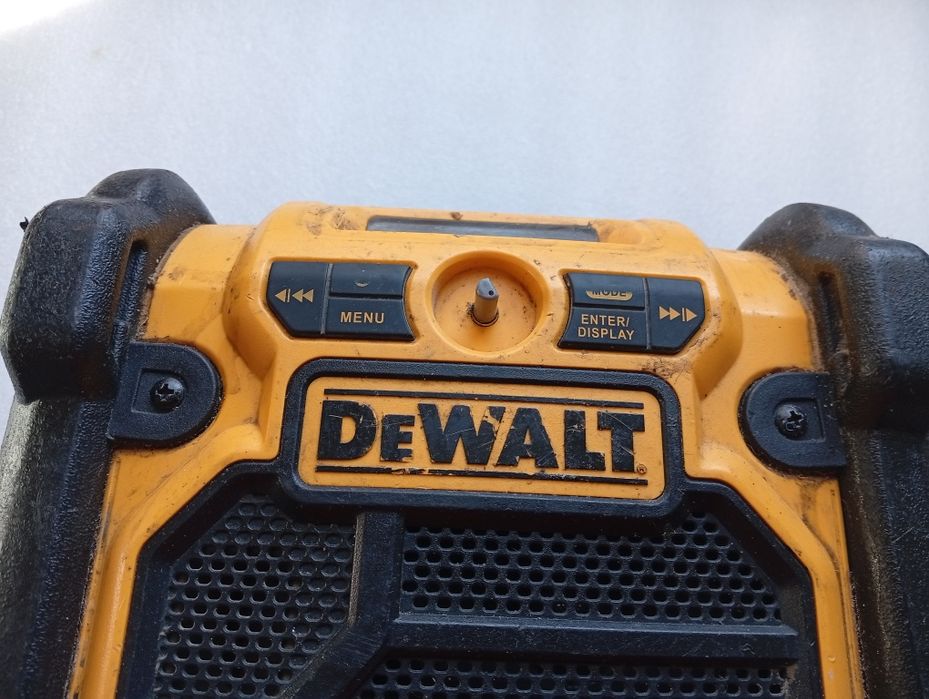 Radio dewalt  18v și 220v