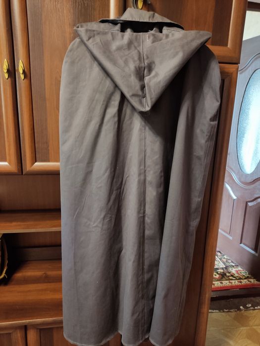 Плащ военный, водонепроницаемый.