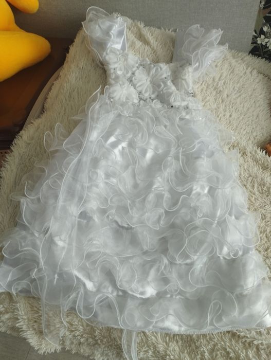 Платья детские красивые