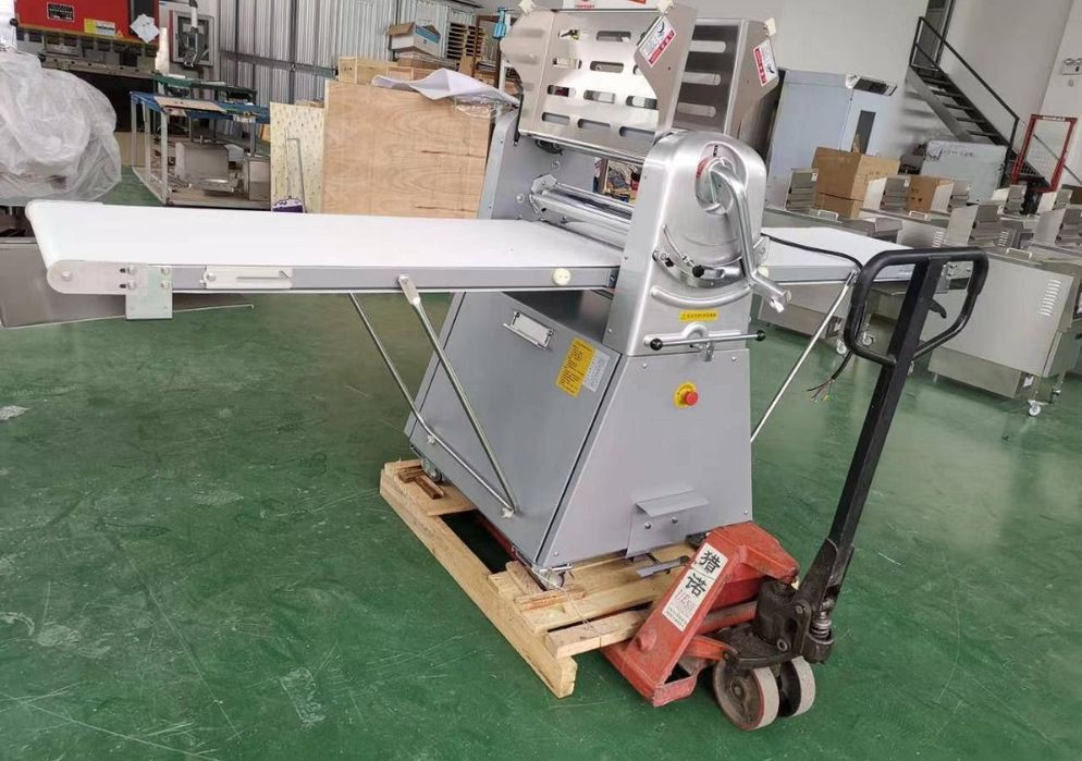 Xamir yoyadigan aparat тесто раскатки testa taskatka