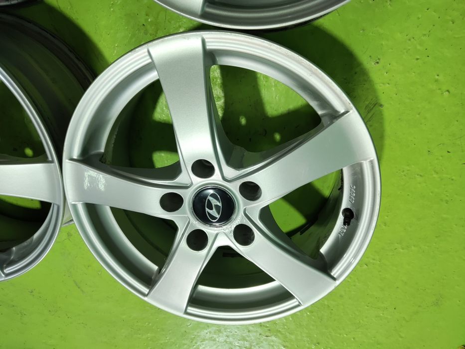 16 5x114.3 Hyundai Kia лети джанти 5х114.3
