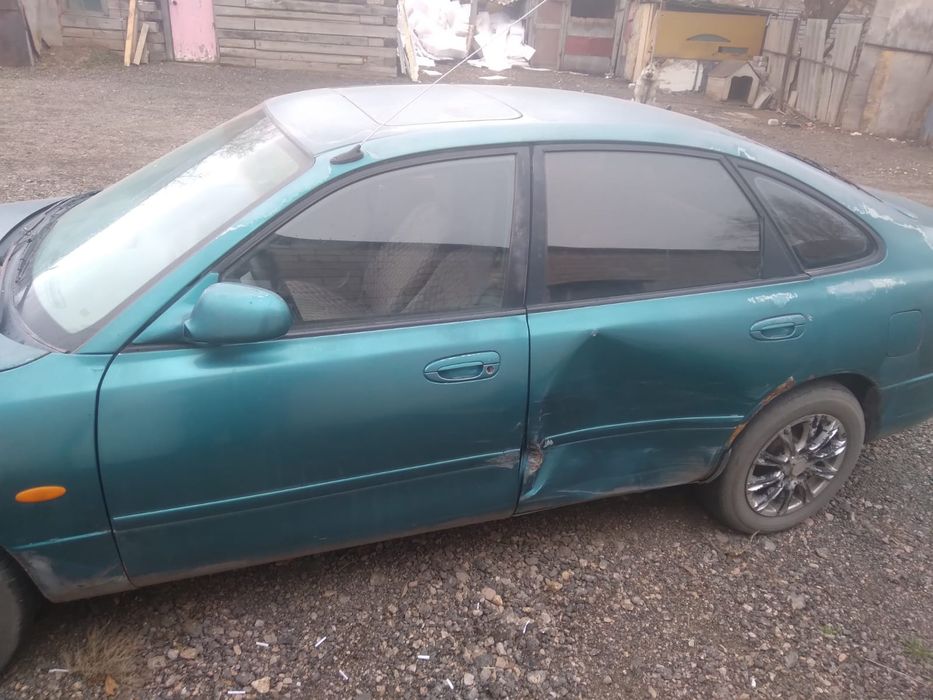 Продам автомобиль ,Mazda 626 Cronos.