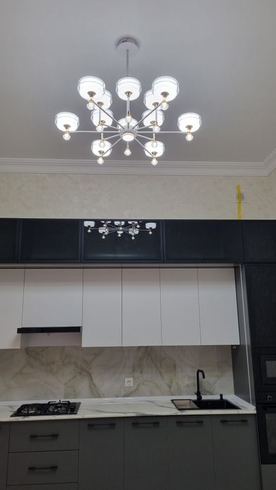 устанофка люстра