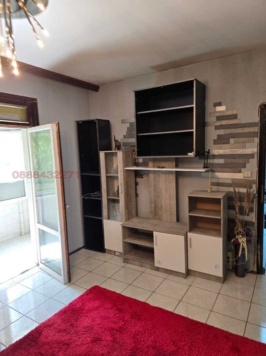 Продава се Тристаен апартамент в Пловдив, Кючук Париж - 96 кв.м за 1771 €/кв.м - Снимка #3