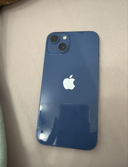 Vand iphone 13 ca nou 128GB