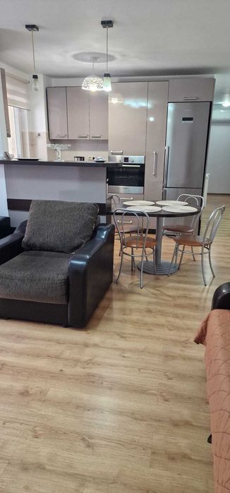 Apartament 3 camere dec. mobilat, utilat 2008 et 2 Sibiu