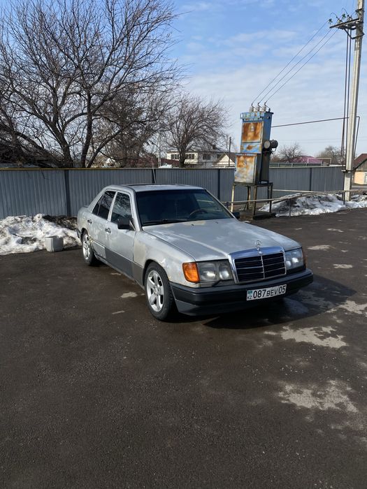 Mersedes w124 e260