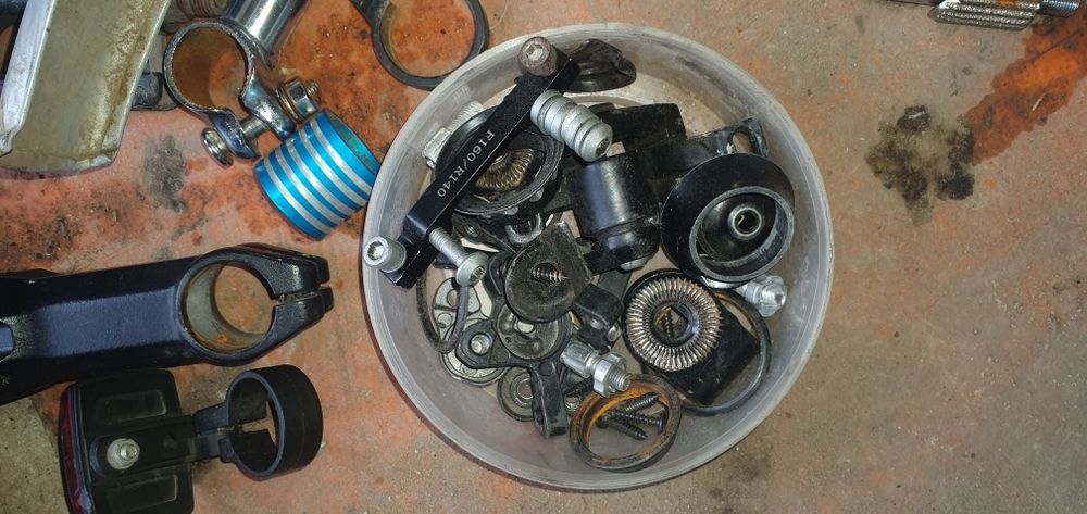 Разные вело запчасти