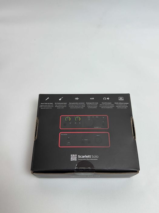 Focusrite Scarlett Solo 4th Gen Interfață audio USB