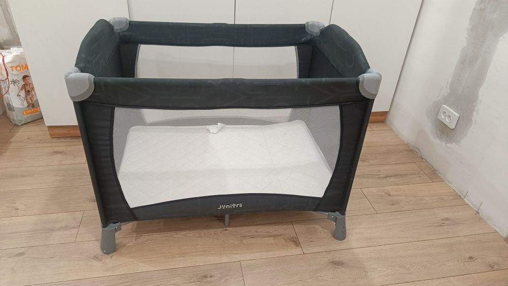 Кроватка детская