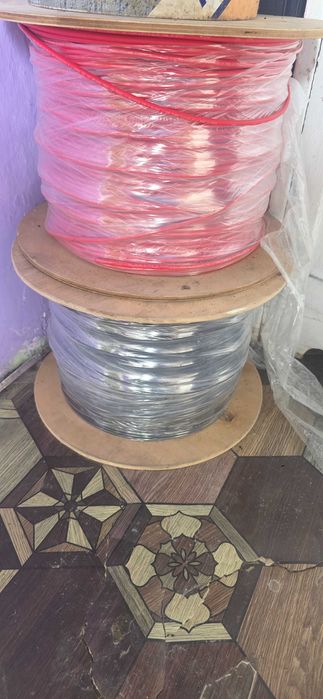 2 role cablu solar 6 mm² (rosu si negru) 500 metri liniari rola (1500 lei rola )