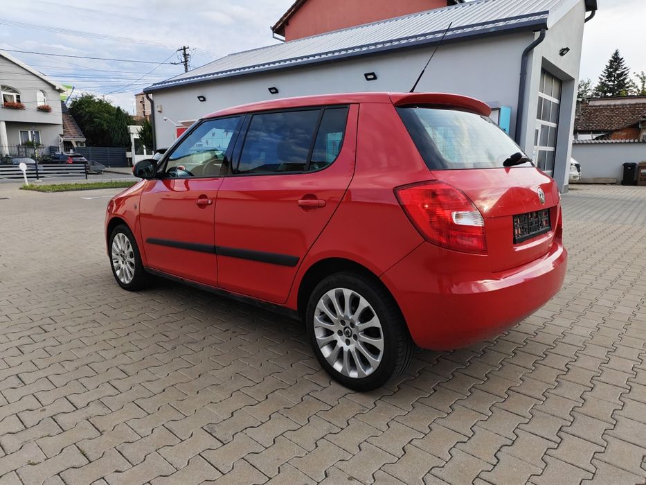 SKODA Fabia 2011 — imagine 3