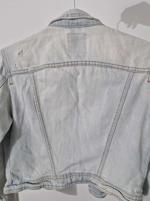 Jacheta scurta din denim