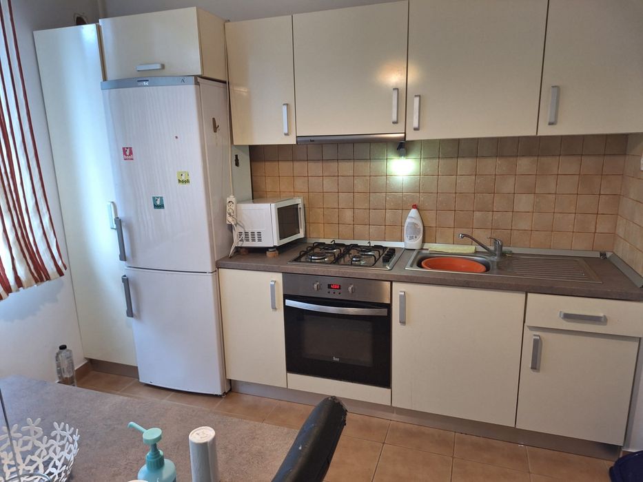 Inchiriez apartment la Ared Kaufland