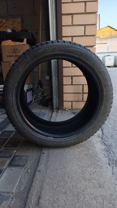 Продам зимние шины