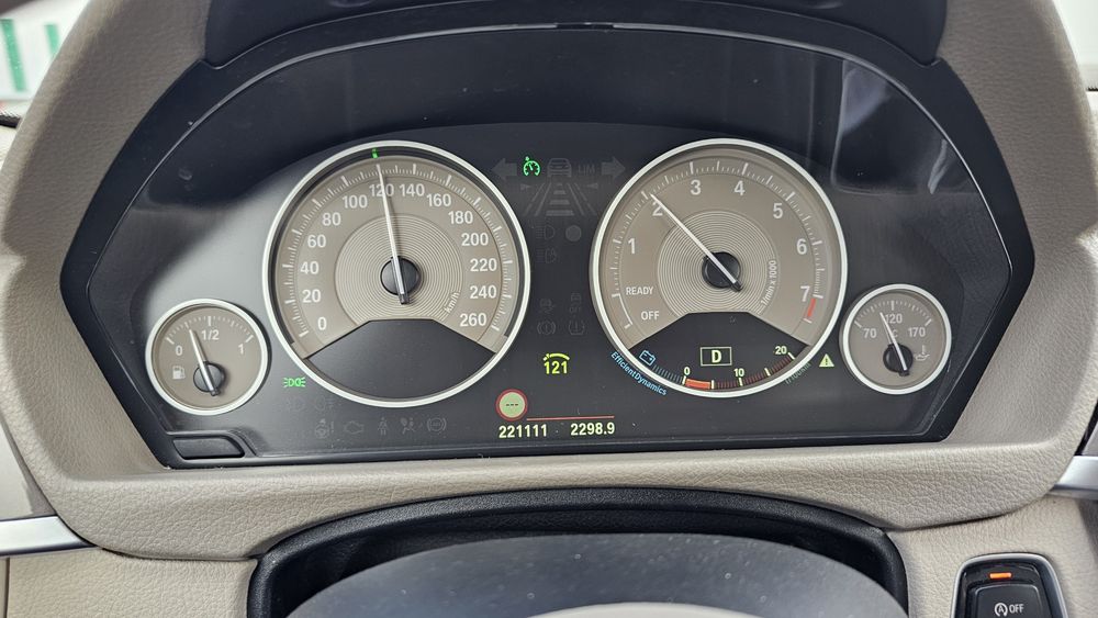 Vând BMW 320i, 183 cp  benzină