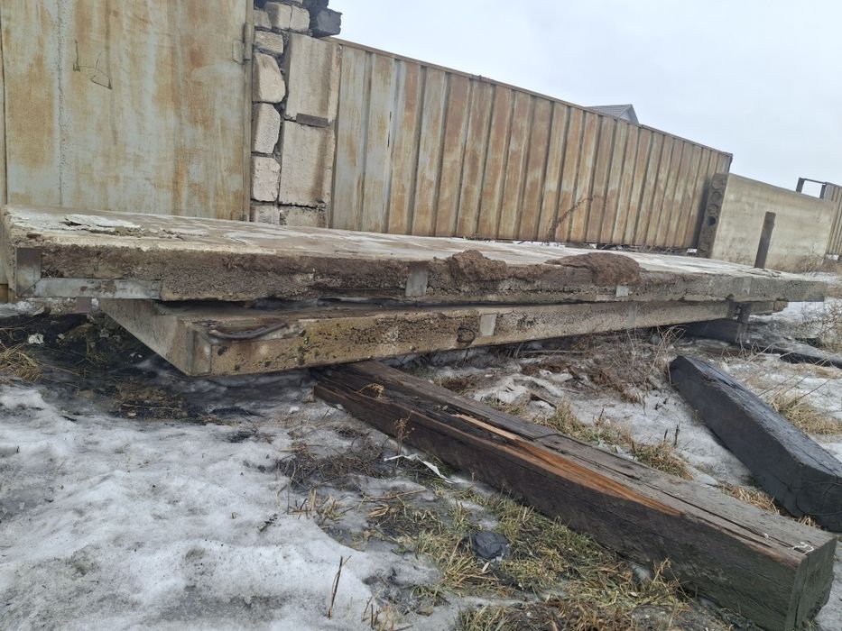 Продам  плиты стеновые