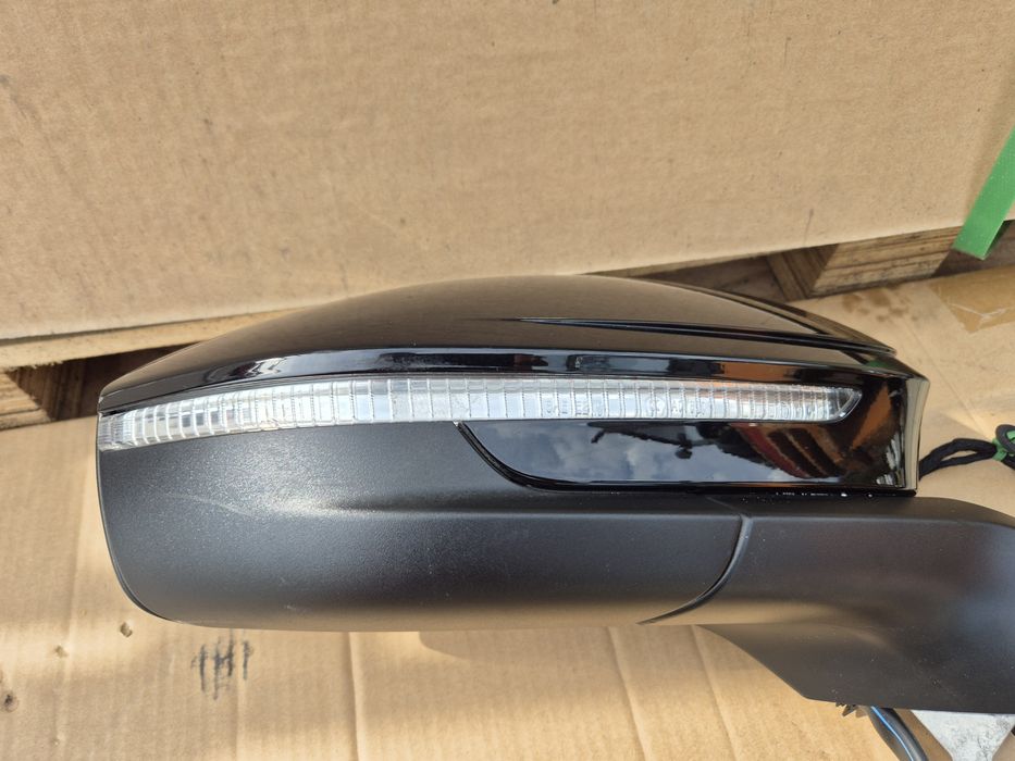 Oglinda Skoda Enyaq IV