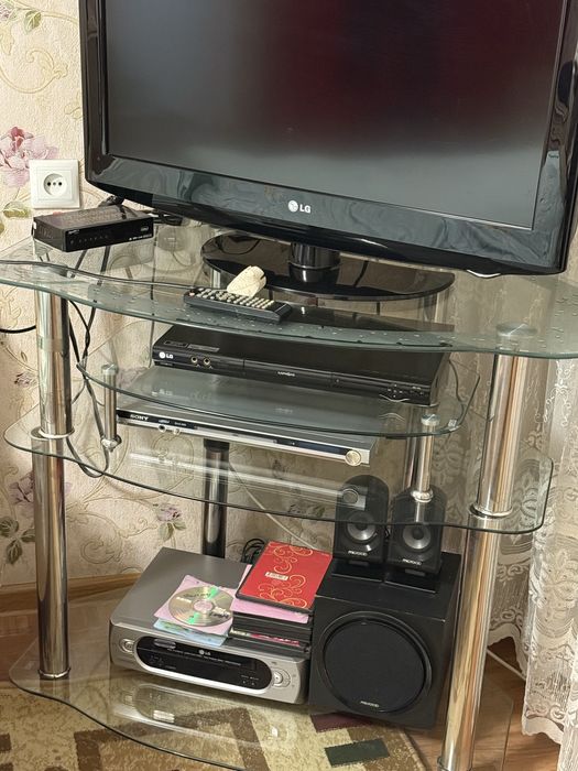 Подставка для телевизора