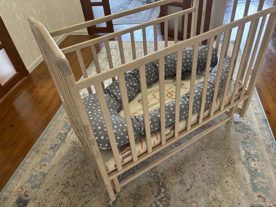 Детская качалка кроватка