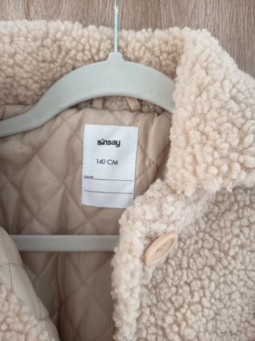 Blanita cocheta ptr.fete