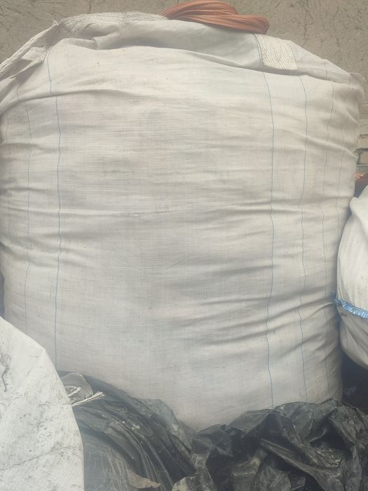 Kilosi 35 000 ming soʻm Reja ip yaniy sholcha razmeri 0.4