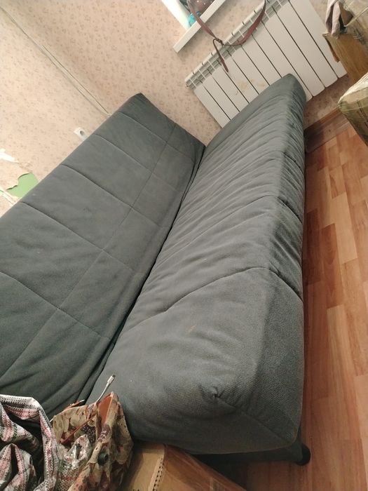 Заберите 2 дивана бесплатно