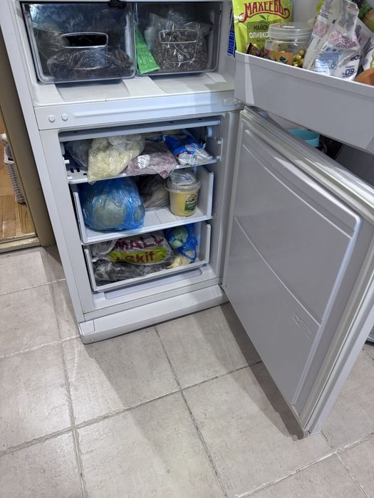 Холодильник Indesit Индезит б/у