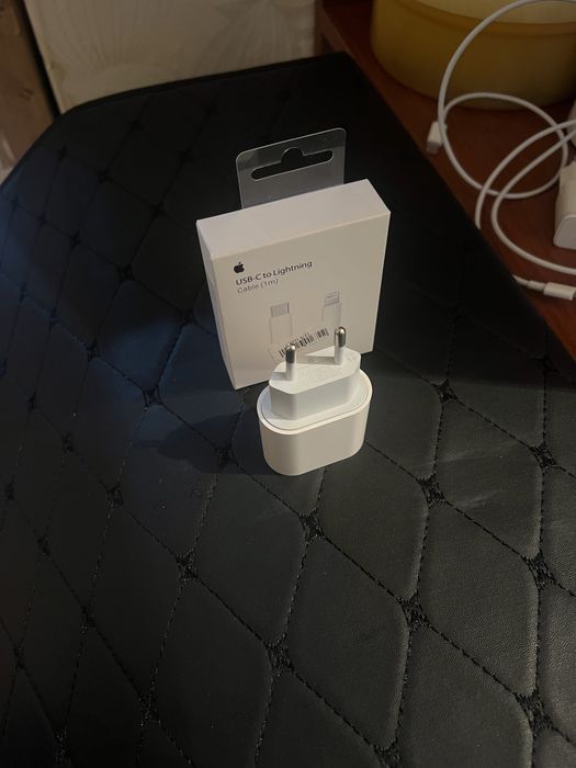 Продам Адаптер со шнурм Айфона