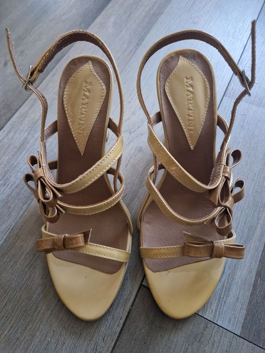 Дамски сандал,  нови НИКОГА НЕ СА НОСЕНИ