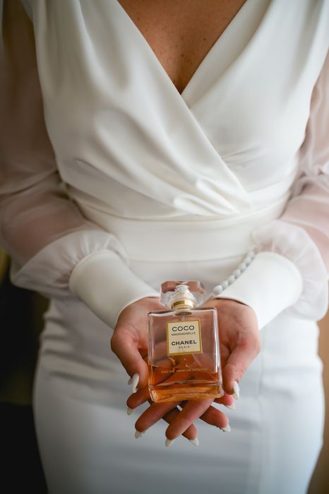 Rochie mireasă tip sirenă, cu trenă detaşabilă