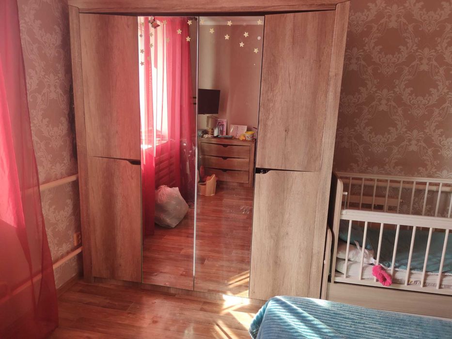 Спальный гарнитур