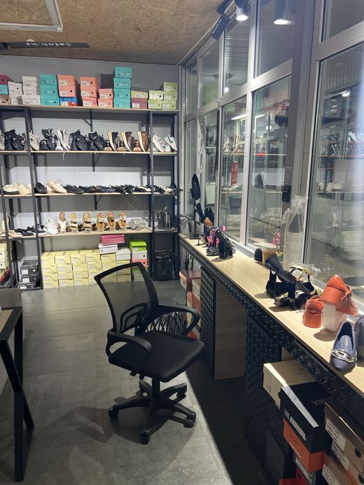 Продам бутик на рынке Бек