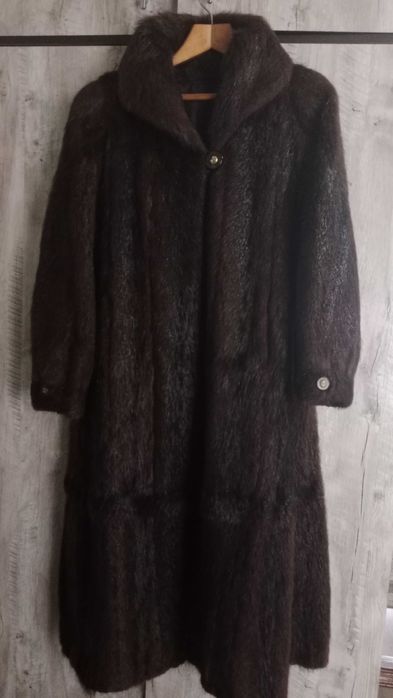 Продается шуба натуральная