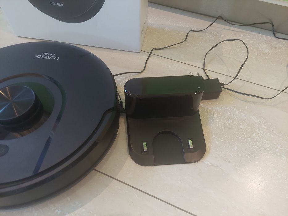 Прахосмукачка робот Laresar Mars1