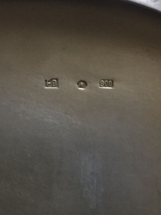 Уникат-Сребърна табакера с ниело