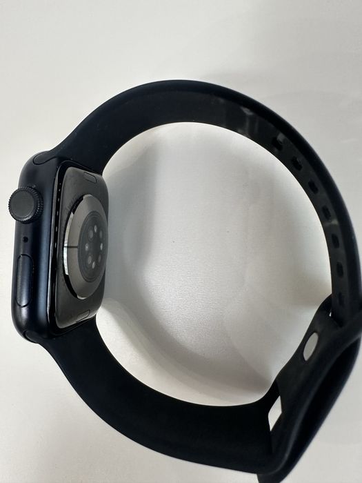 Apple wach seria 7 gps aluminium nou !