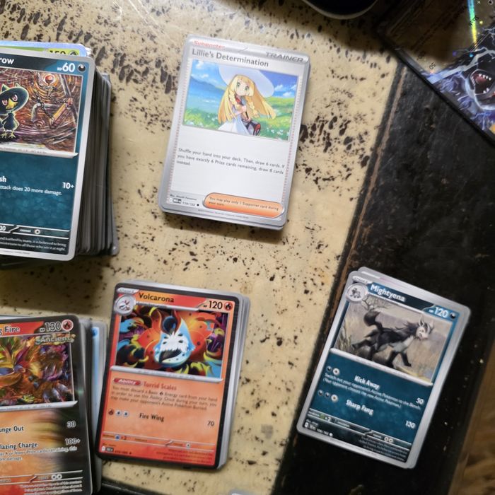 Pokémon TCG – Голям лот сет карти бълк