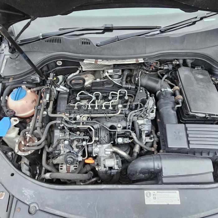 VW Passat B6 2.0 D 2010 на ЧАСТИ с код на мотора CBA 140к.с и Голф 5ци