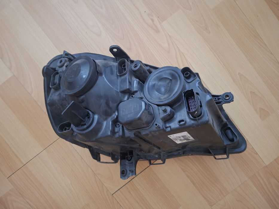 2 бр. фарове за Volkswagen Polo 9n3 facelift