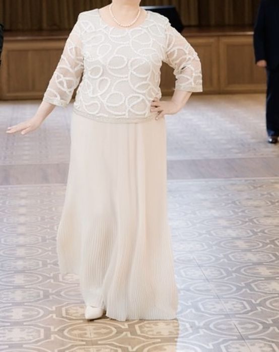 Подам вечернее платье