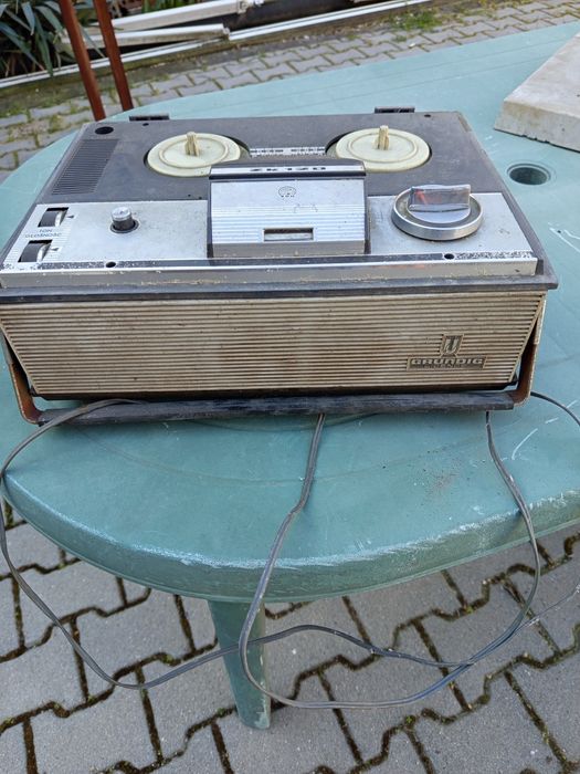 Грамофон grundig