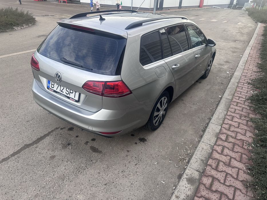 Golf 7 2.0 TDI DSG 2014 – Full dotări, întreținut, distribuție nouă
