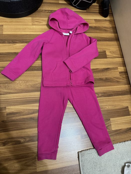 Теплый костюм на девочку 4-5 лет