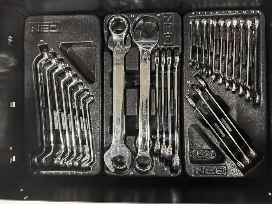 Banc scule neo echipat